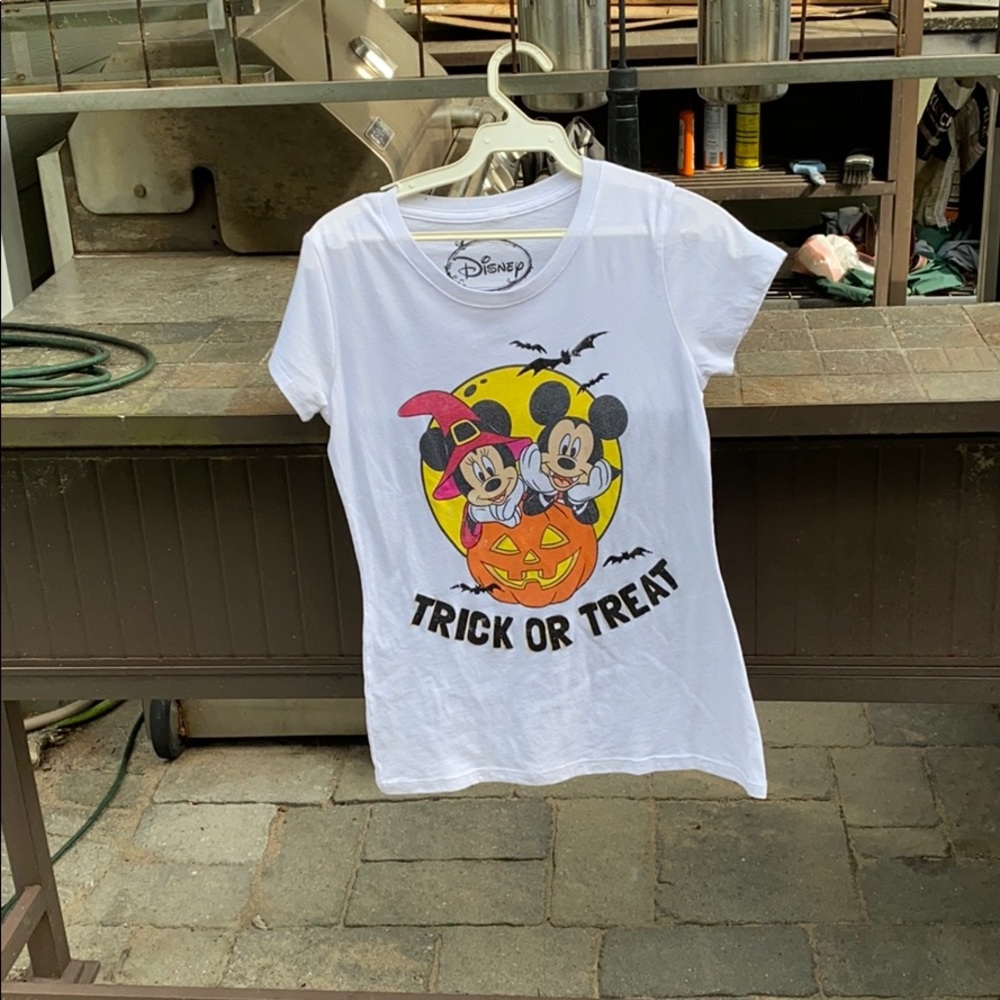 Disney Halloween white t shirt